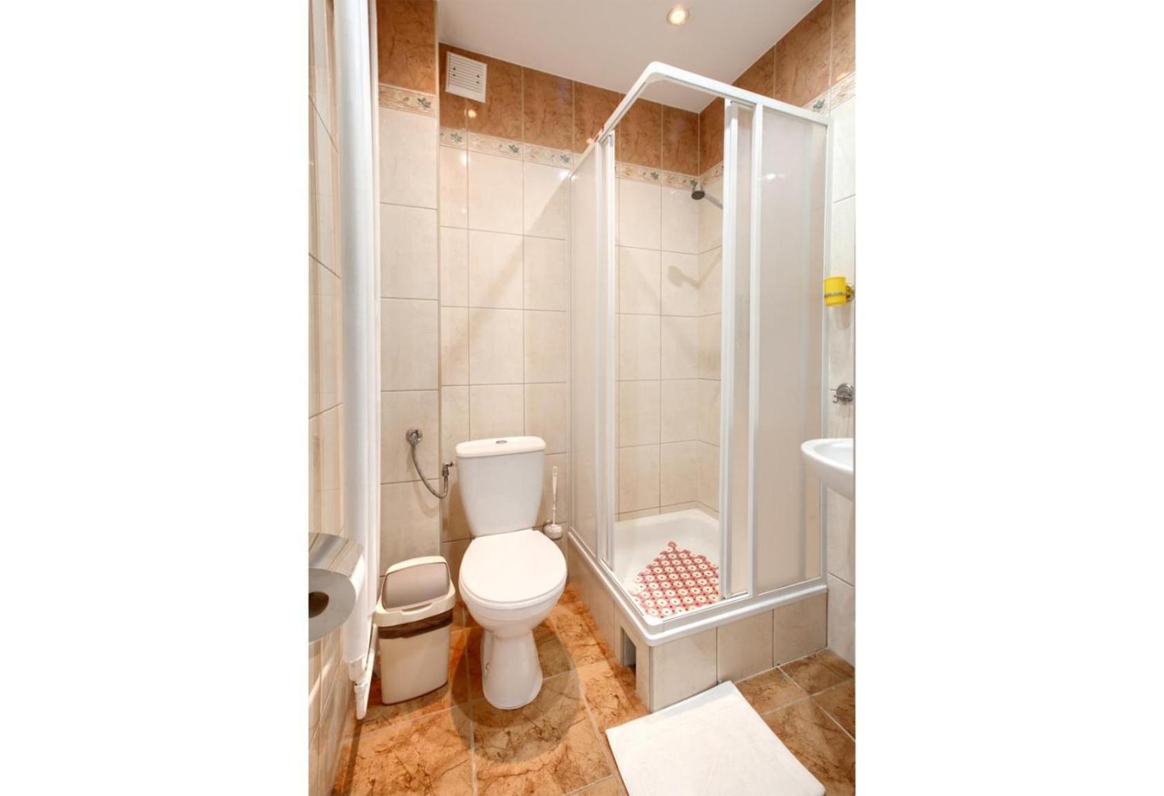 Zdrowie Guest house 2*